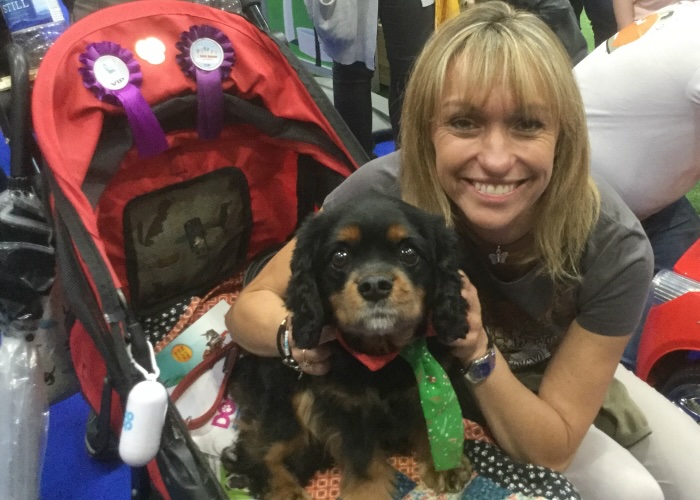 💖 The National Pet Show NEC – Cuddles with Michael Strachan